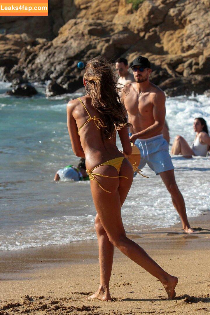 Izabel Goulart / iza_goulart / izabelgoulart leaked photo photo #0326