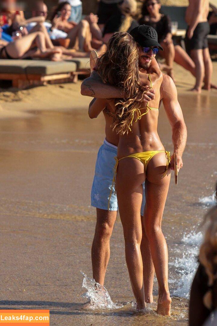 Izabel Goulart / iza_goulart / izabelgoulart leaked photo photo #0327