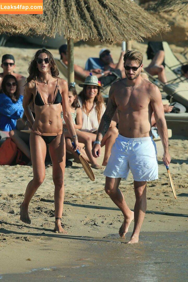 Izabel Goulart / iza_goulart / izabelgoulart leaked photo photo #0357