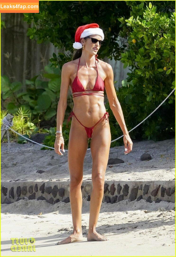 Izabel Goulart / iza_goulart / izabelgoulart leaked photo photo #0379