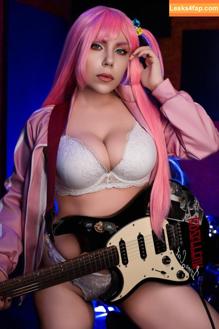 Izmacat / izma.cat leaked photo photo #0011