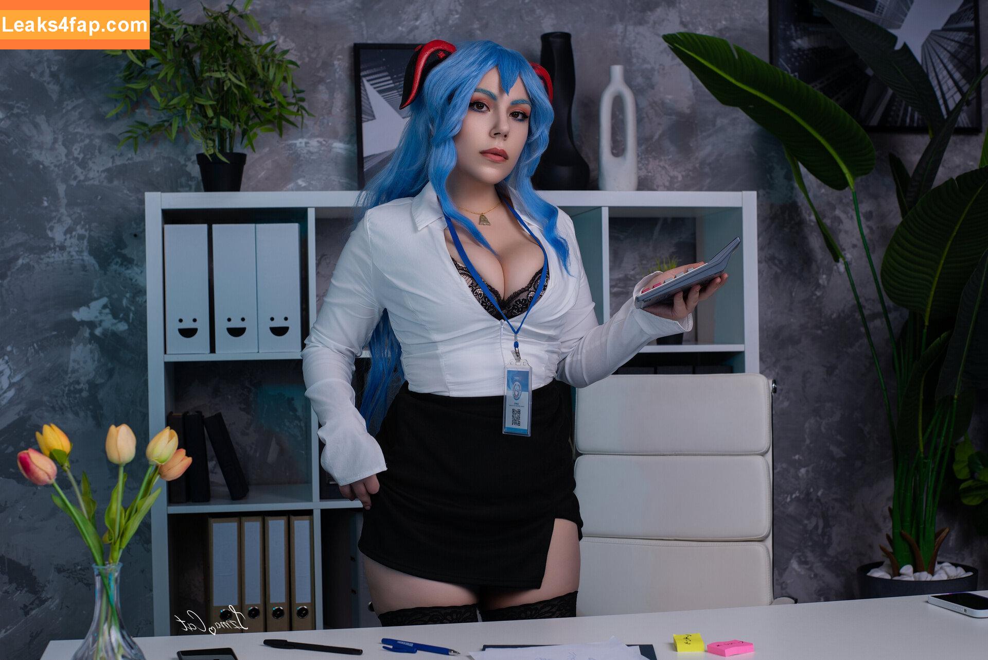 Izmacat / izma.cat leaked photo photo #0024