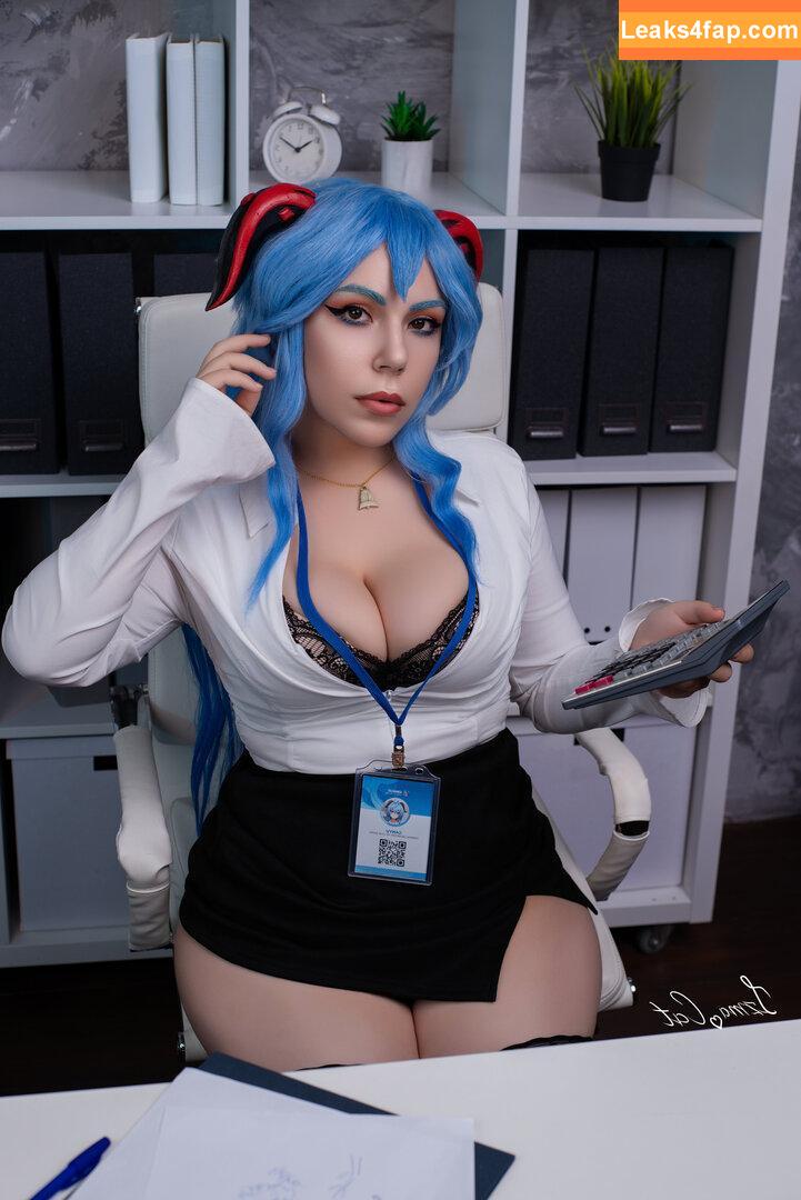 Izmacat / izma.cat leaked photo photo #0025