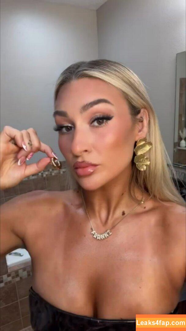 Izzi Dame / WWE NXT / izzi_bee / izzi_wwe leaked photo photo #0184