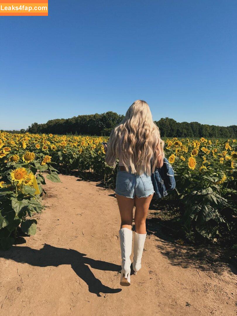 Izzi Dame / WWE NXT / izzi_bee / izzi_wwe leaked photo photo #0217