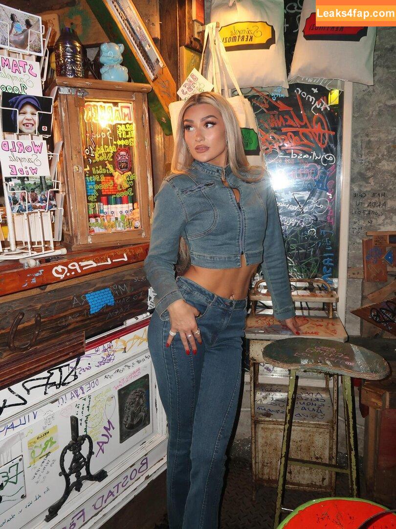 Izzi Dame / WWE NXT / izzi_bee / izzi_wwe leaked photo photo #0261