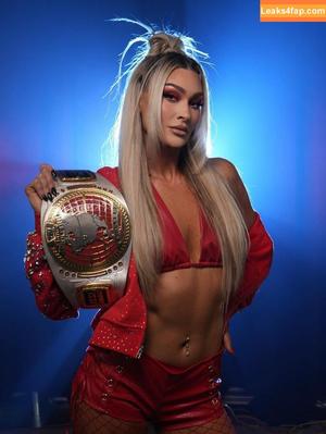 Izzi Dame photo #0271