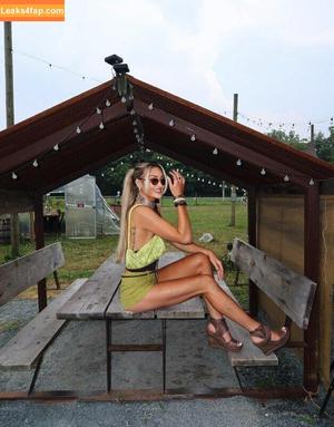 Izzi Dame photo #0315