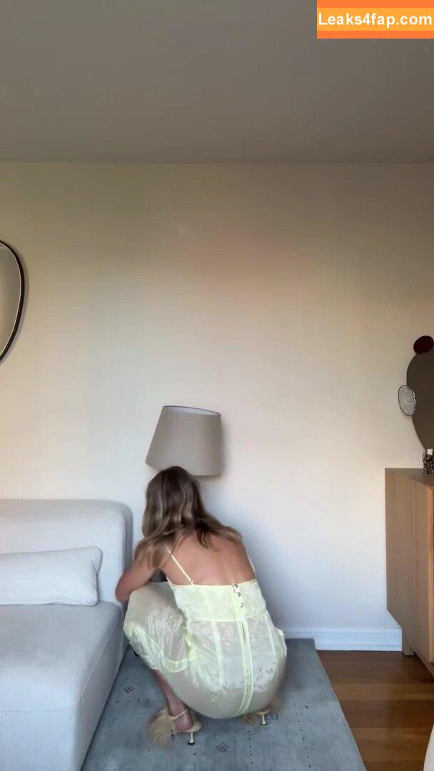 izzipoopi /  leaked photo photo #0066