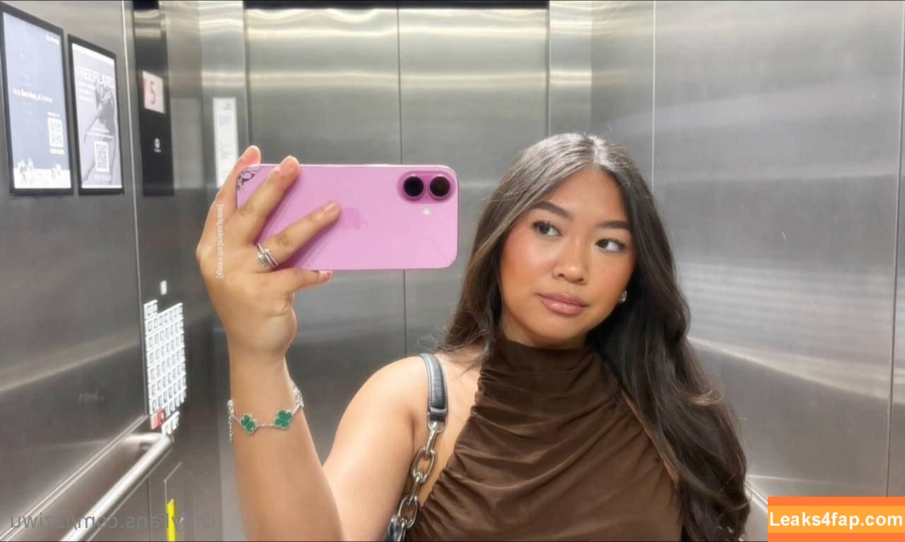 izziwu / https: / izzi.wu / izzi_wwe leaked photo photo #0002