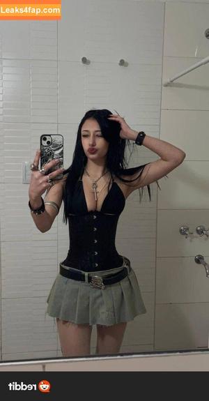 izzy.lavigne photo #0016