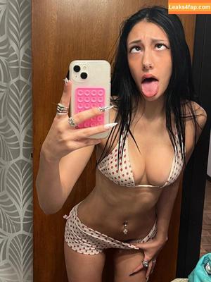 izzy.lavigne photo #0020