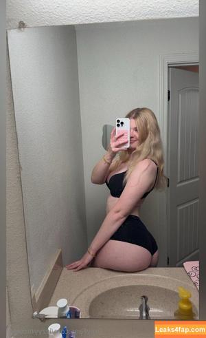 Izzy Nicole photo #0023