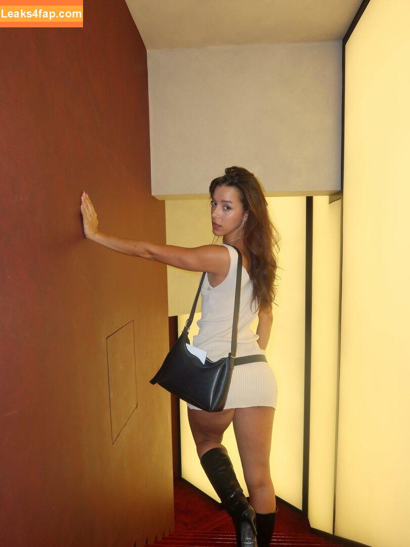 Izzybizzyspider / itsizzypaige leaked photo photo #0073