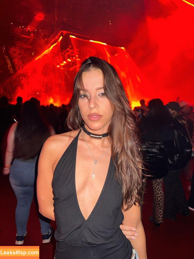 Izzybizzyspider / itsizzypaige leaked photo photo #0087