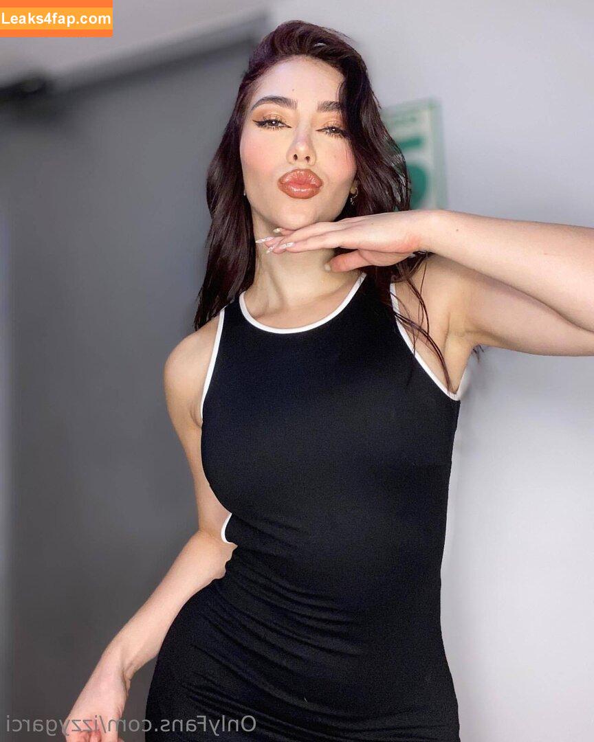 izzygarci /  leaked photo photo #0009