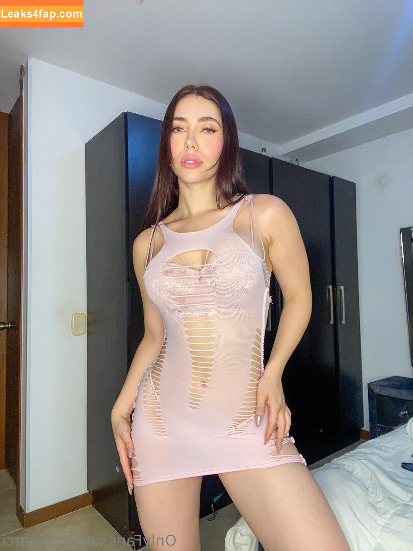 izzygarci /  leaked photo photo #0018