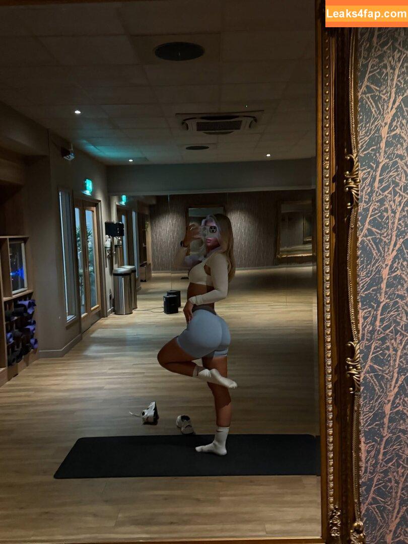 IzzyTaffs / Isabel Taffs / isabel_taffs / izzytaffs_x leaked photo photo #0183