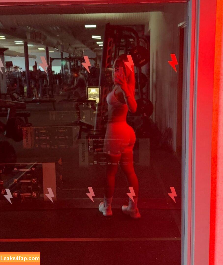 IzzyTaffs / Isabel Taffs / isabel_taffs / izzytaffs_x leaked photo photo #0193