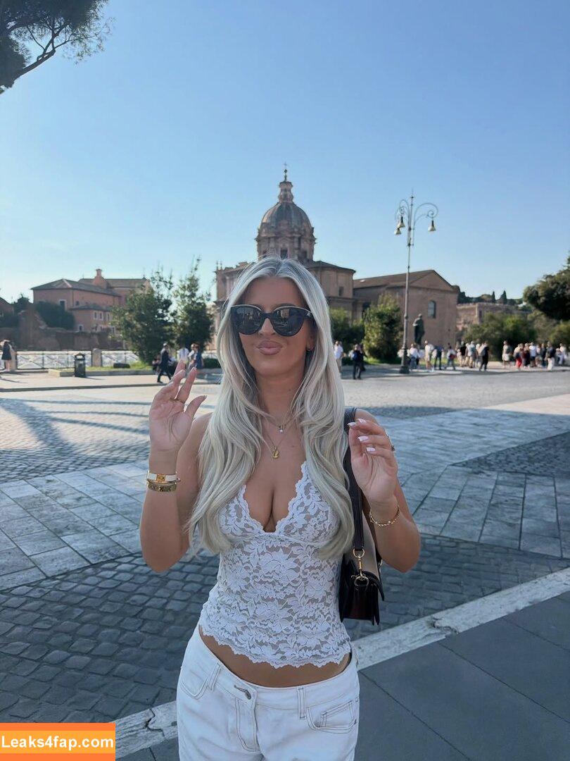IzzyTaffs / Isabel Taffs / isabel_taffs / izzytaffs_x leaked photo photo #0282