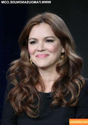 Jacinda Barrett photo #0008