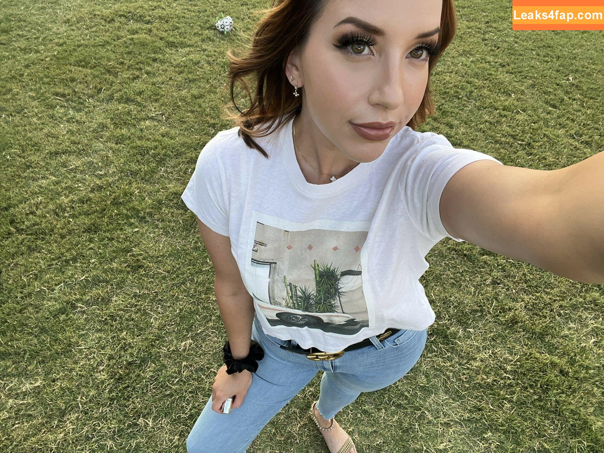 JackieMButler /  leaked photo photo #0006