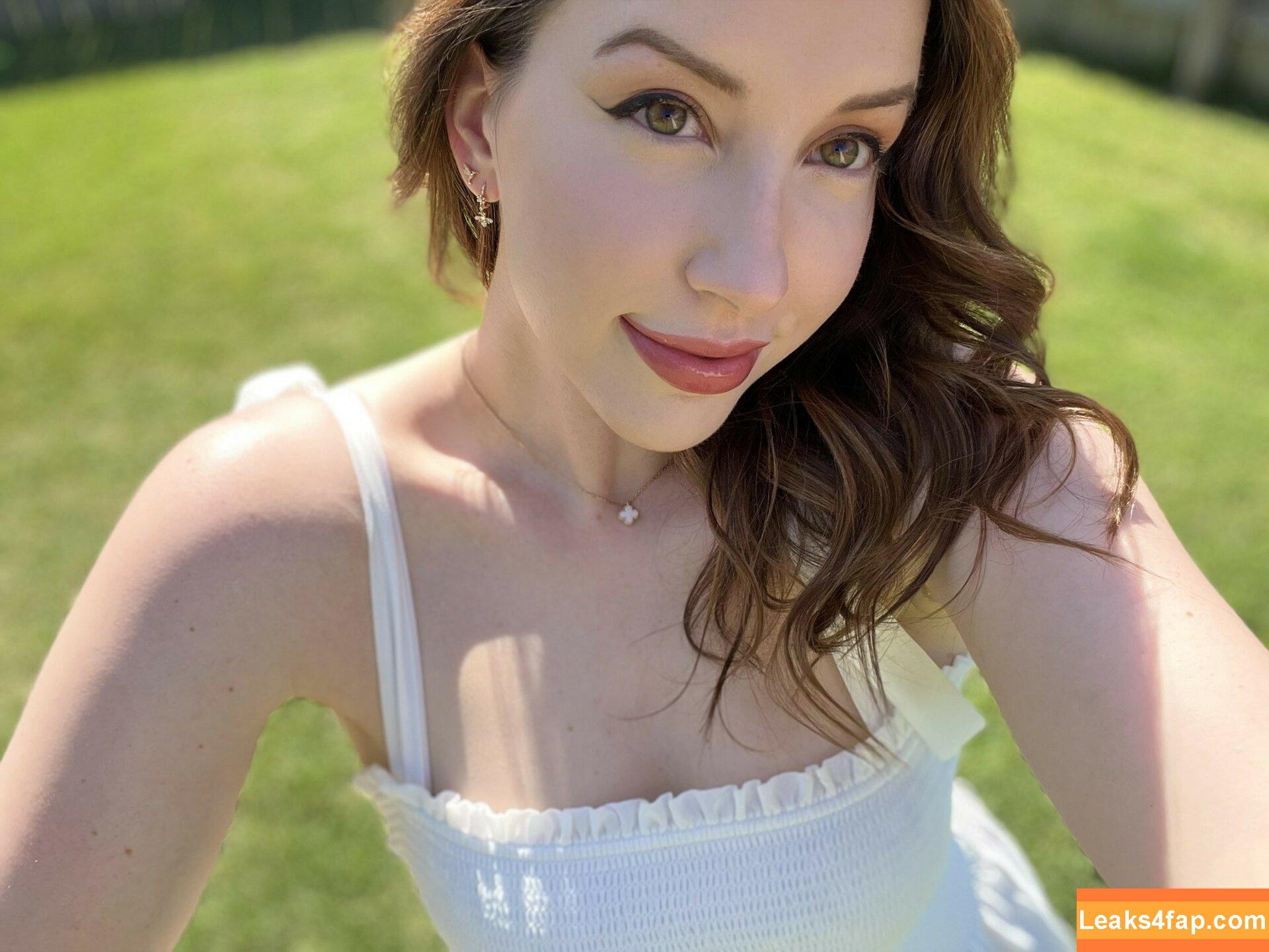 JackieMButler /  leaked photo photo #0009