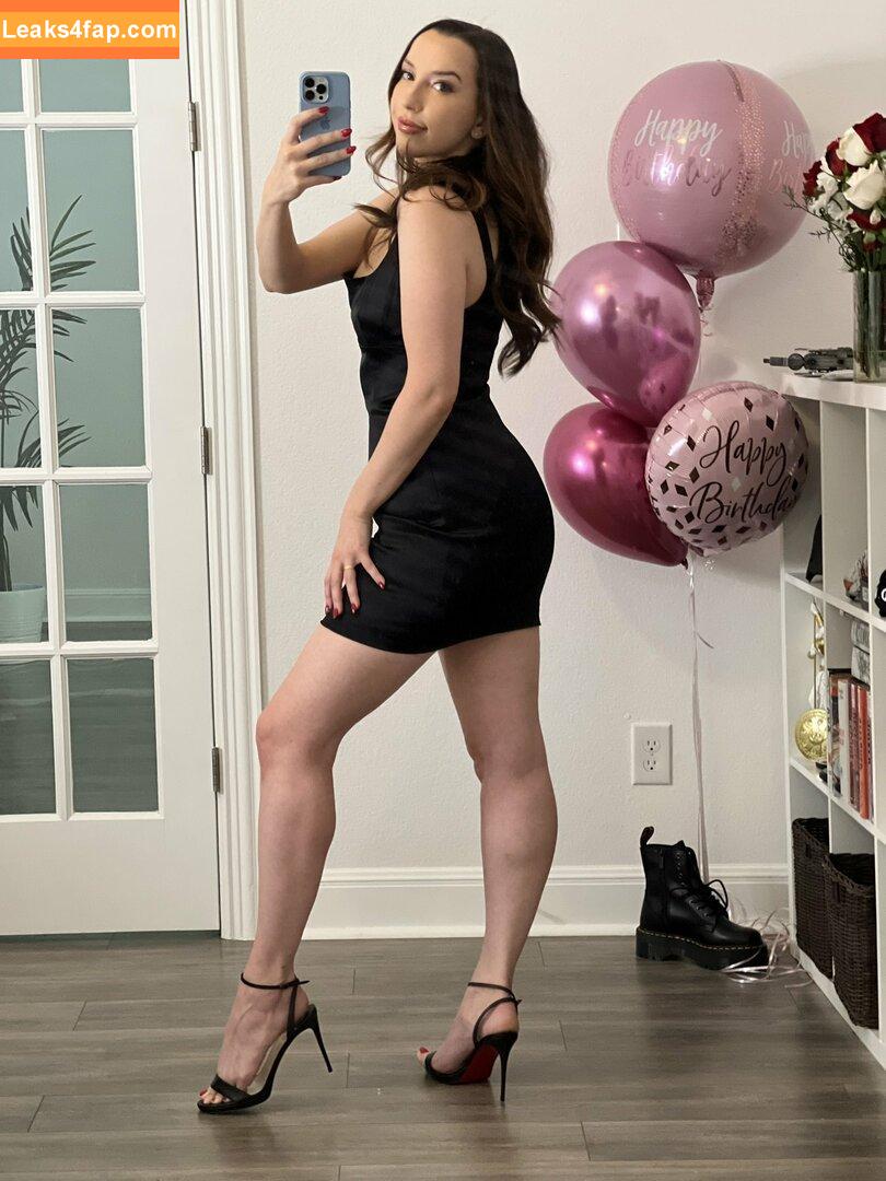 JackieMButler /  leaked photo photo #0019