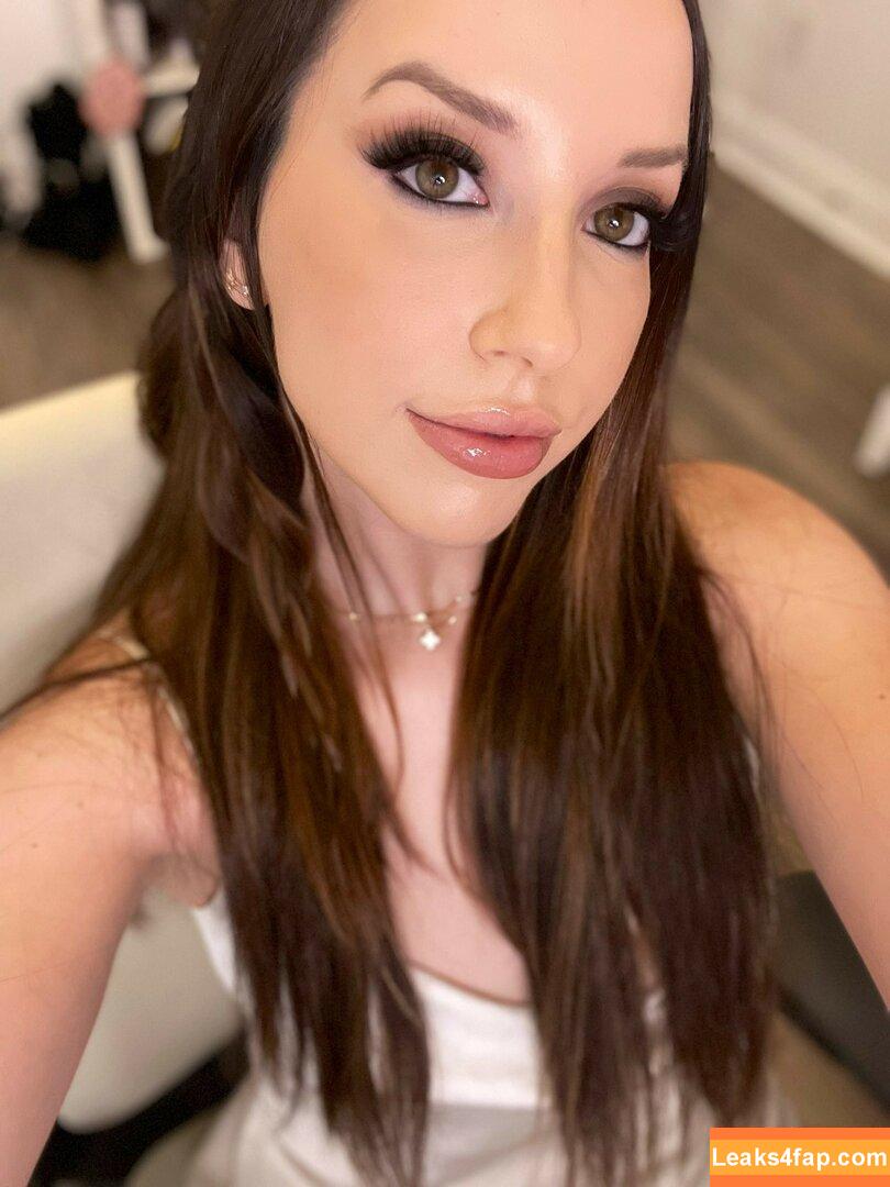 JackieMButler /  leaked photo photo #0027
