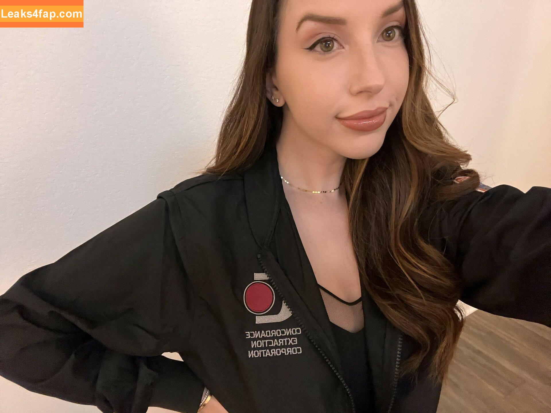 JackieMButler /  leaked photo photo #0048