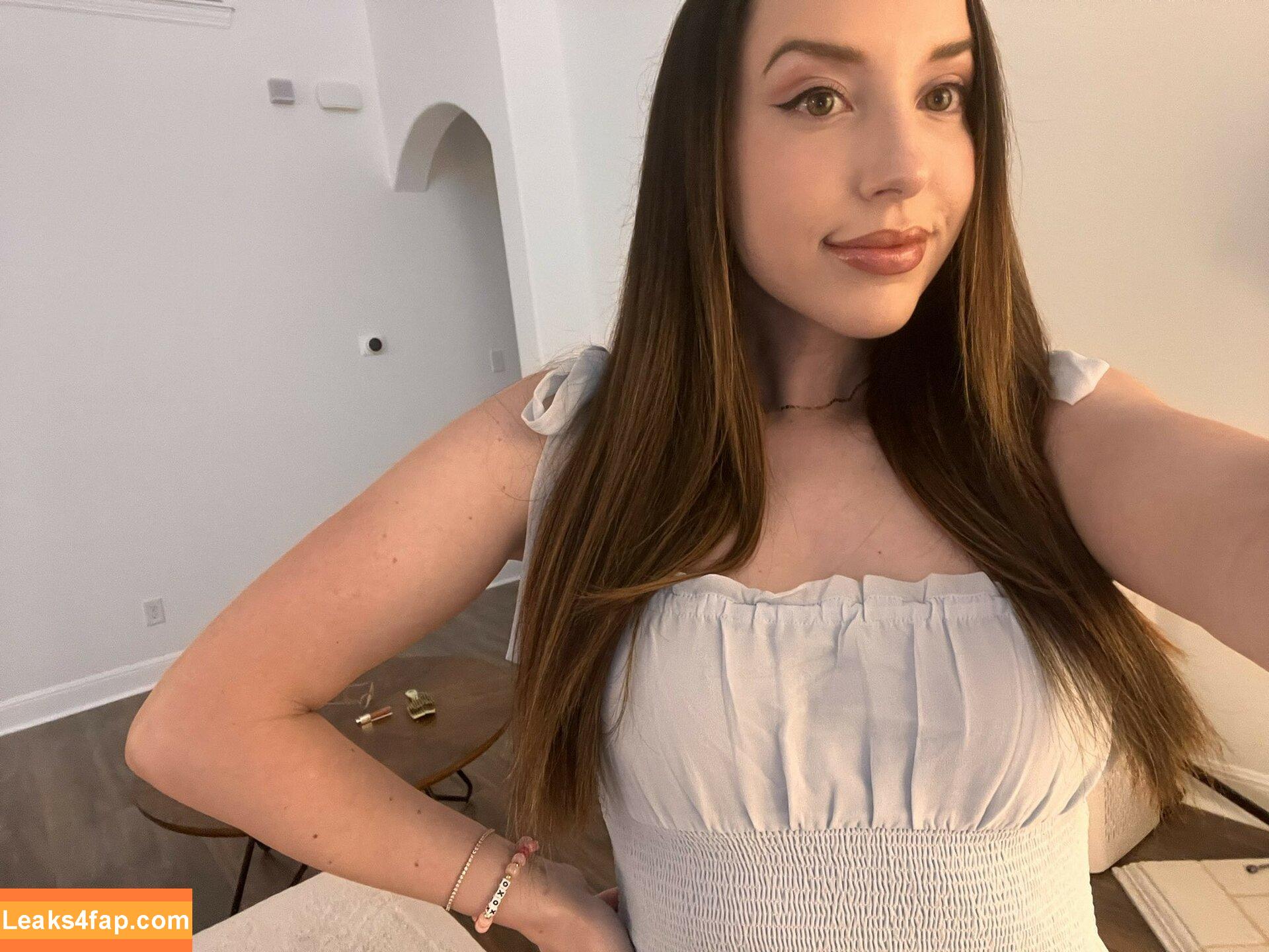 JackieMButler /  leaked photo photo #0053