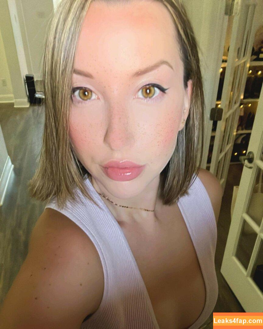 JackieMButler /  leaked photo photo #0105