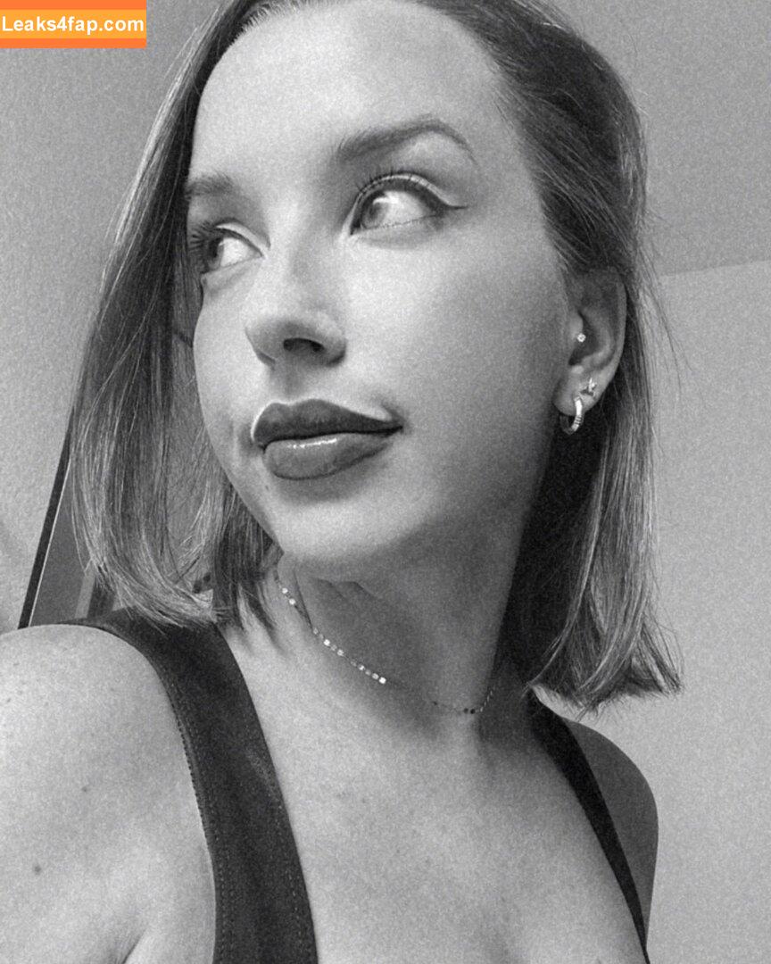 JackieMButler /  leaked photo photo #0111