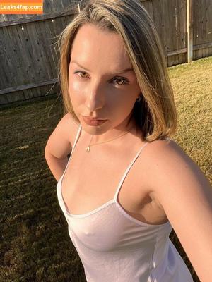 JackieMButler photo #0095