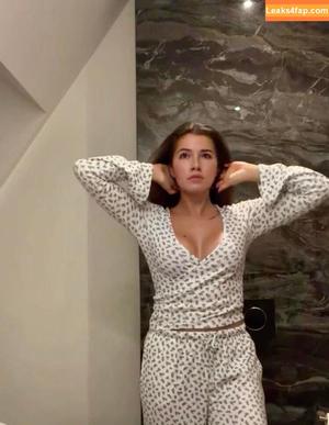 Jade Anna photo #0022