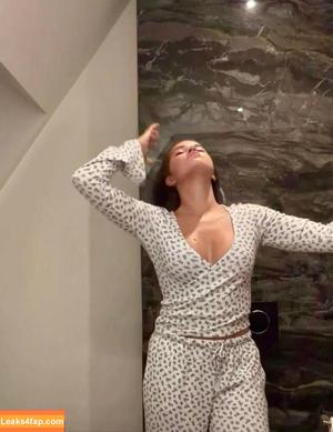 Jade Anna photo #0025