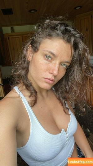 Jade Chynoweth photo #0111