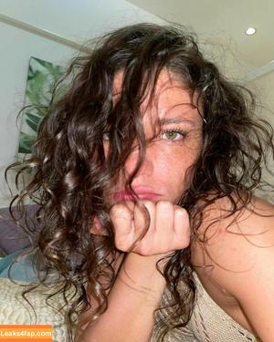Jade Chynoweth photo #0121