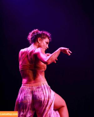 Jade Chynoweth photo #0140