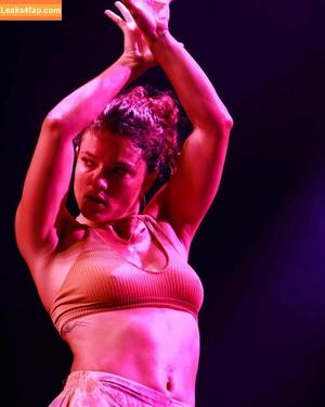 Jade Chynoweth photo #0141
