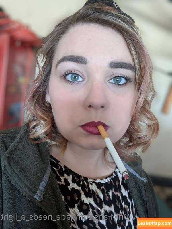 Jade_needs_a_light / https: leaked photo photo #0005