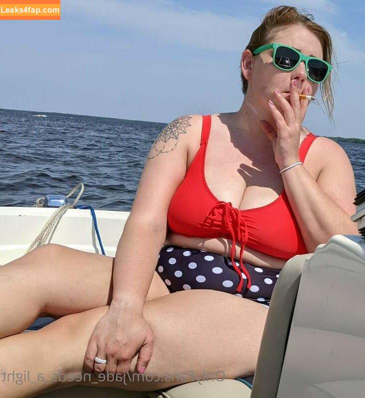 Jade_needs_a_light / https: leaked photo photo #0008