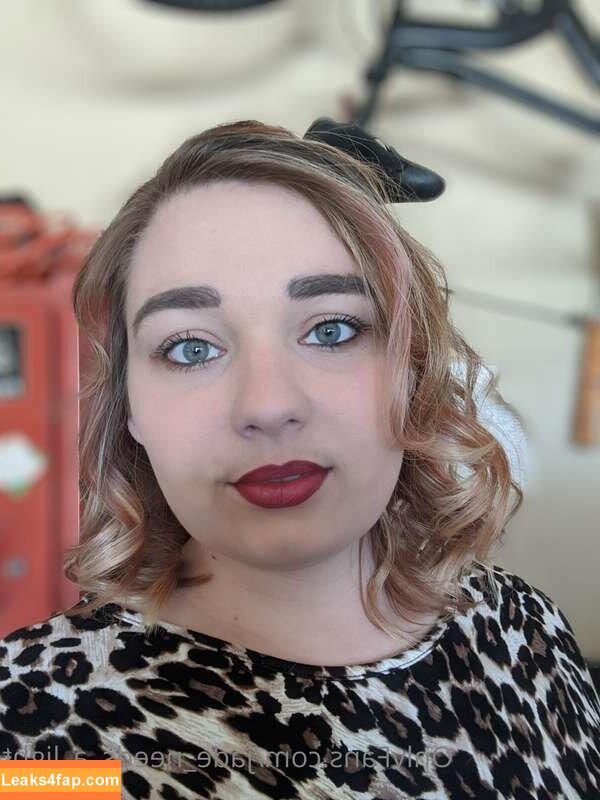 Jade_needs_a_light / https: leaked photo photo #0013
