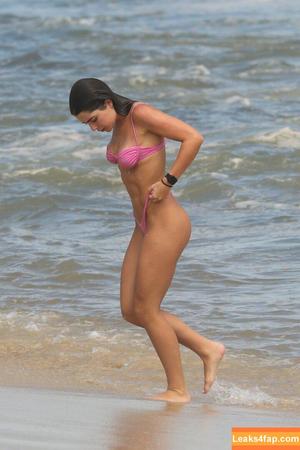 Jade Picon photo #0142