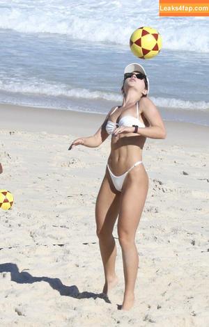 Jade Picon photo #0281