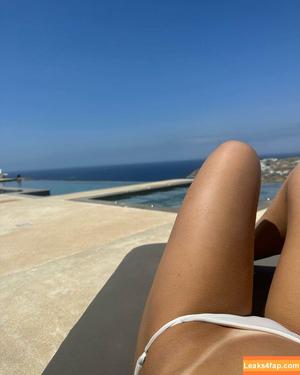 Jade Picon photo #0406