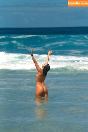 Jade Picon photo #0422