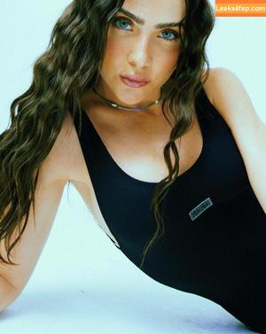 Jade Picon photo #0575
