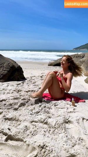 Jade Picon photo #0880