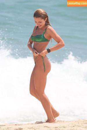 Jade Picon photo #0894